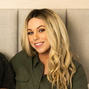 Meet your Posher, Mackenzie